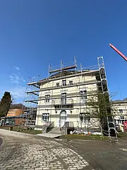 Bild - koenigsstuhl-dach-altbau-08042024.jpg
