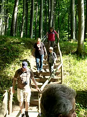 Bild - 07-04-Wandergruppe.tif