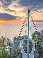 Bild - Skywalk_mittig_bei_Sonnenuntergang.jpg