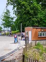 Bild - koenigsstuhl-eingangsbereich-04062024.jpg