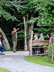 Bild - UNESCO_Welterbeforum_Ranger_und_Gaeste.jpg