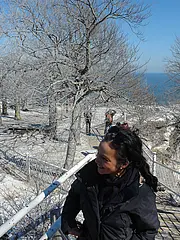 Bild - KOENIGSSTUHL-aussichtsplattform-winter-mit-personen.jpg