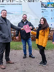 Bild - pm-foerdermitteluebergabe-Koenigsweg-26112020.jpg