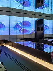 Bild - nzk-l-indoor-14-urgewalten-pers.jpg