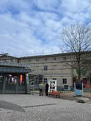 Bild - koenigsstuhl-geruest-altbau-25032024.jpg