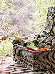 Bild - 23_event-wanderung-wanderpicknick.tif